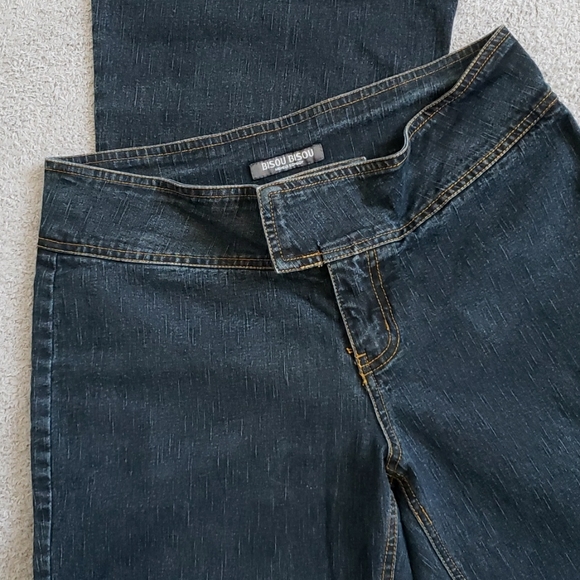 Bisou Bisou boot cut style women's jeans - Picture 2 of 10